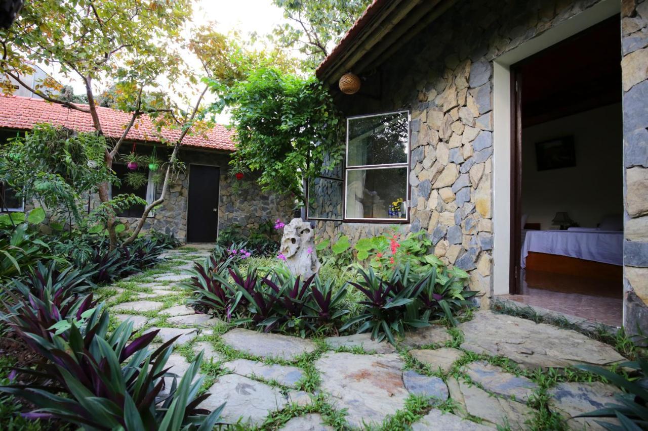 Mr. Viet Home Stay Нин Бин Екстериор снимка