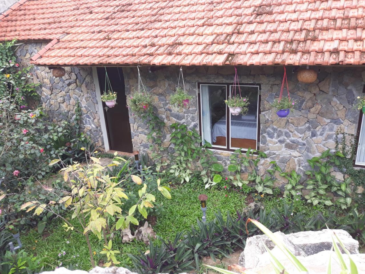 Mr. Viet Home Stay Нин Бин Екстериор снимка