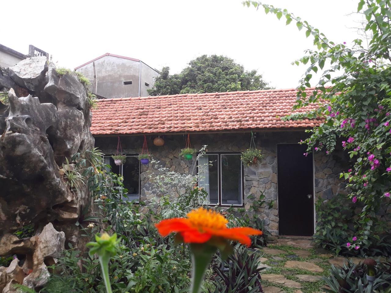 Mr. Viet Home Stay Нин Бин Екстериор снимка